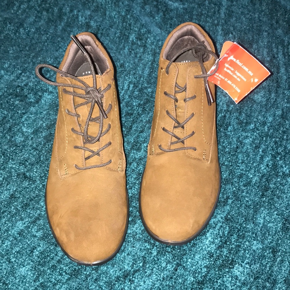Ankle booties